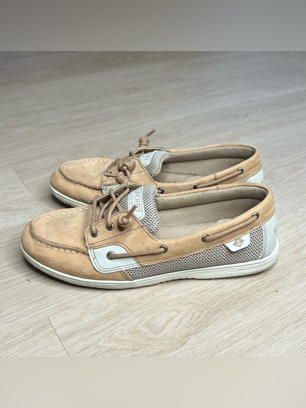 Woman’s Sperry Tan Boat Shoes - Casual Lace-Up Slip-Ons